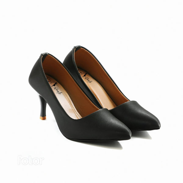 Glamorous Black Toe Heels